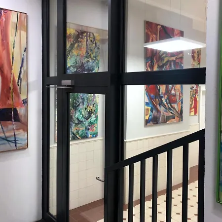 Tom Sawyer's Old Town Appartement